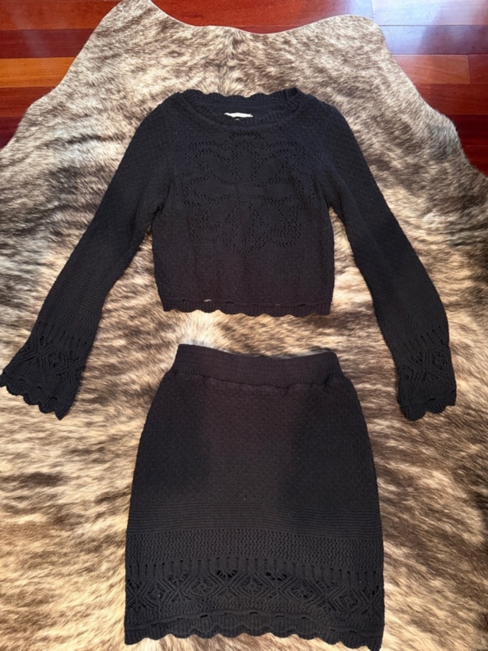 Anthropologie Crochet Skirt Set Black Knit Floral Retro Bell Sleeve Sweater M - Picture 5 of 8